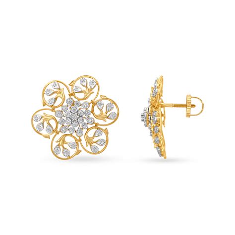 Intricate Diamond Pendant Set in a Floral Pattern