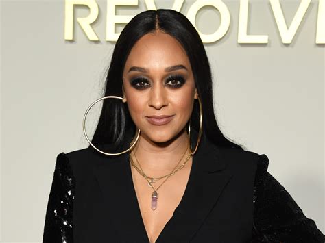 See Tia Mowry’s Video With Daughter Practicing Self-Love: IG