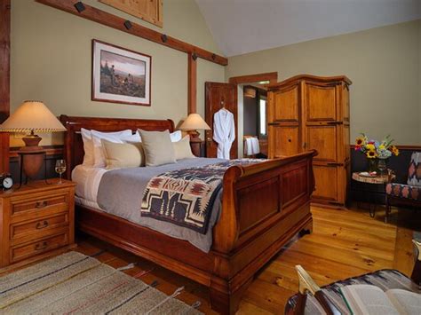 ABBEY'S LANTERN HILL INN (Ledyard, CT - Mystic Country) - B&B Reviews ...