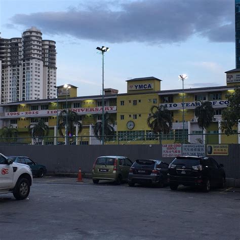 THE YMCA OF KUALA LUMPUR HOSTEL - Hostel Reviews, Photos, Rate ...