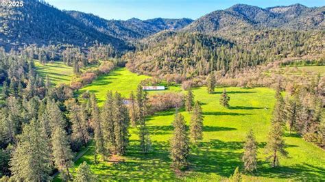 858 MISSOURI FLAT RD, Grants Pass, OR 97527 | MLS: 520878925 | LandWatch