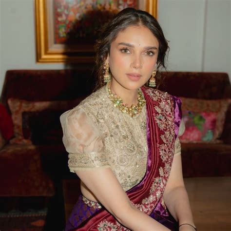 Tara Sutaria’s pearl-and-crystal dress channels 1930s couture glamour ...