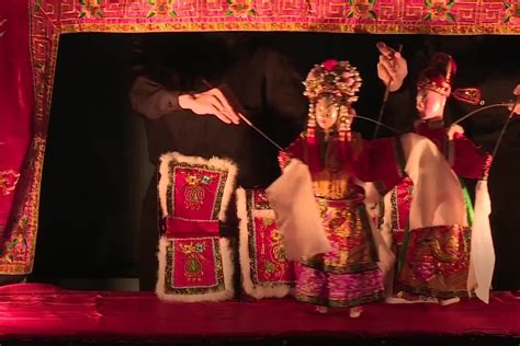 潮州木偶剧为马来西亚民众带来戏韵“中国年”_凤凰网视频_凤凰网
