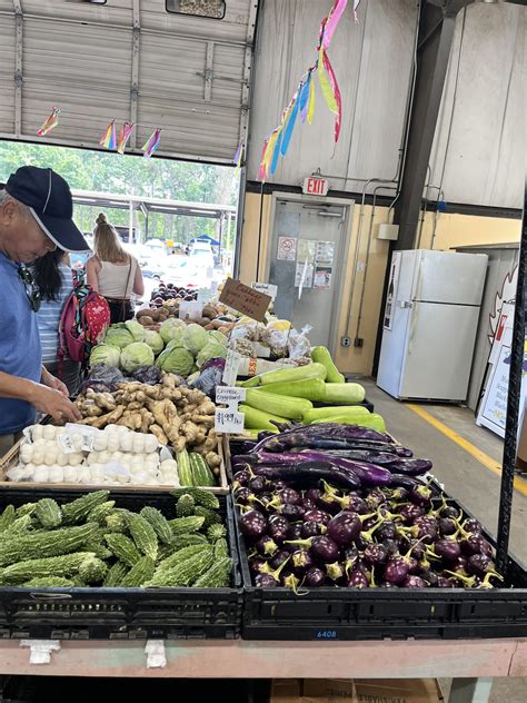 Logan Square Farmers Market Reopens - Find A Farmers Market Near You