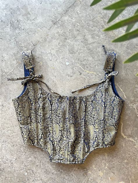 Corsets – Liyokki