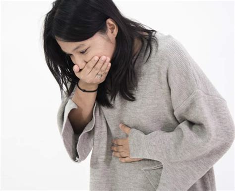 Home Remedies To Stop Vomiting Quickly | Herzindagi