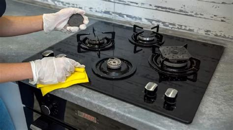 क्या आपको पता है एक चुटकी नमक आपके गैस बर्नर के लिए कितना फायदेमंद हो ...