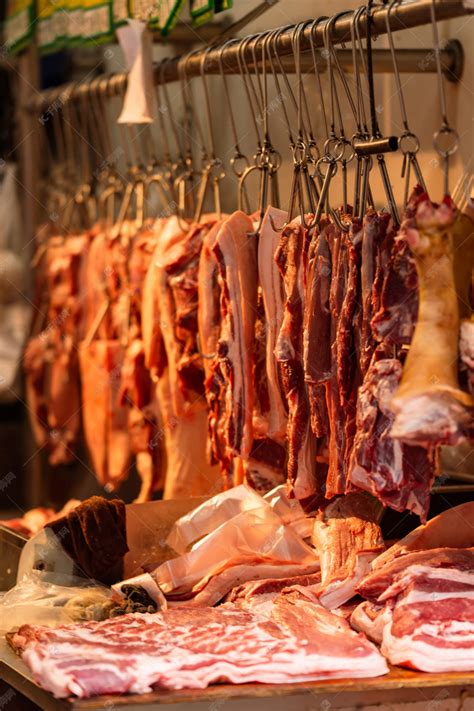 24元/斤，猪肉价格连降两月 “红烧肉可吃得更放肆了” - 今日关注 - 湖南在线 - 华声在线