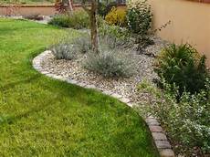 pave de bordure pelouse bordures en pav 233 s bordure jardin bordure terrasse et pave de bordure pelouse bordures en pav 233 s bordure jardin bordure terrasse et