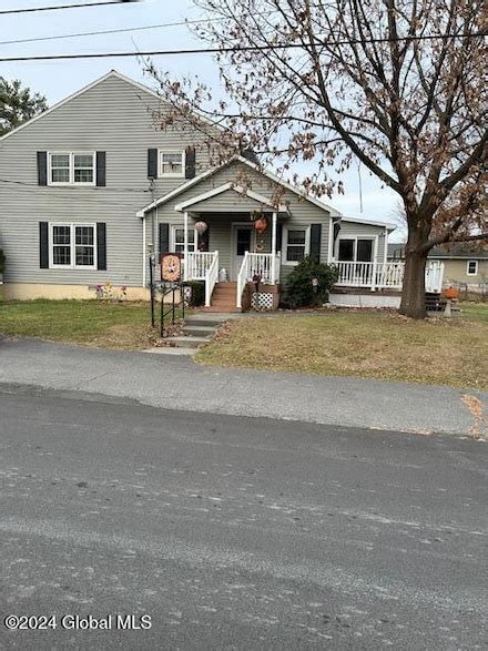 Rensselaer County NY Real Estate & Homes for Sale - Homes.com