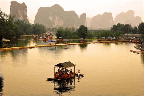根据“桂林山水甲天下”之说,分析桂林风景秀美的地质原因。_百度知道