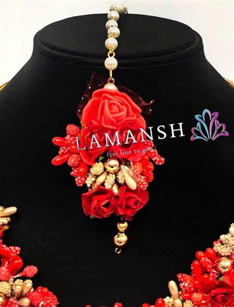 LAMANSH ( Set Of 20) Artificial Flower Maangtika's / Bridesmaid Giveaw ...