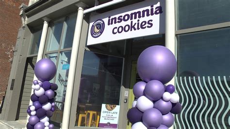 Insomnia Cookies opens Bowling Green location downtown - WNKY News 40 ...