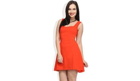 5 Orange Party Dresses for Girls Who Have Had Enough of Black | BeBEAUTIFUL