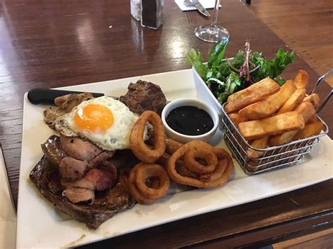 GLADSTONE HOTEL (Dookie) - Lodge Reviews & Photos - Tripadvisor