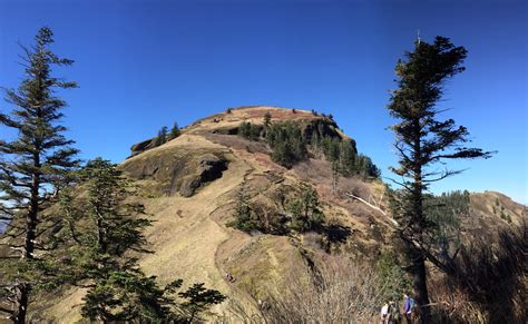Hiking Saddle Mountain, Oregon - WanderlustHiker