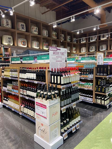 T&T Supermarkets expands into U.S. with Bellevue store, largest in ...