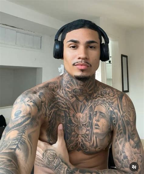 Fine Light Skin Celebrities 60 Photos - Moonagedaydream.film