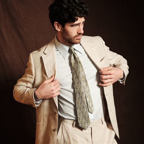 How to Match Dress Shirts & Dress Pants: The Ultimate Guide | The Tie Bar