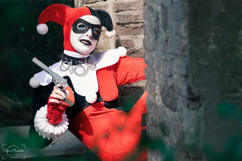 [self] HARLEY QUINN from B:TAS! : r/cosplay