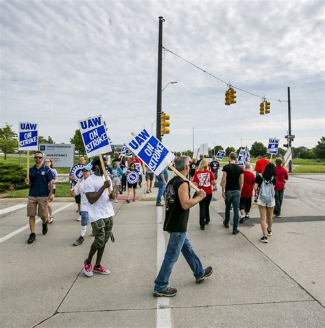 What’s in Trump’s agenda and is it popular? Here’s the data. | Vox