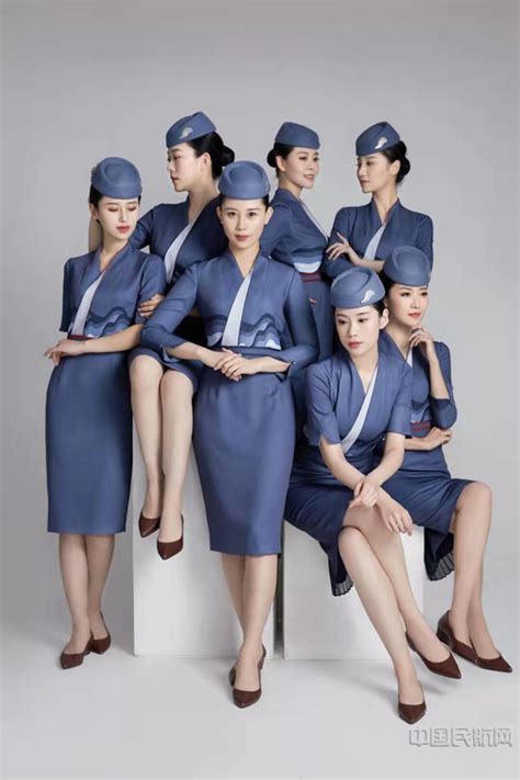 山航发布新一代空勤制服 全面提升品牌形象-中国民航网