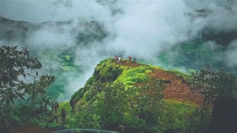 Deja-vu tours treks and travel