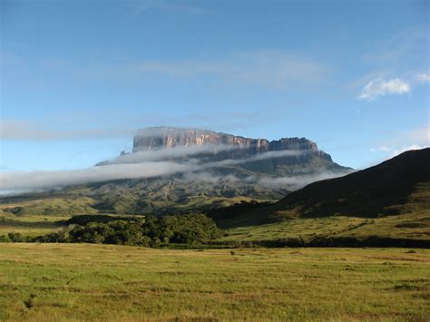 Mount Roraima, Venezuela - The Mysterious Peaks of the South America ...