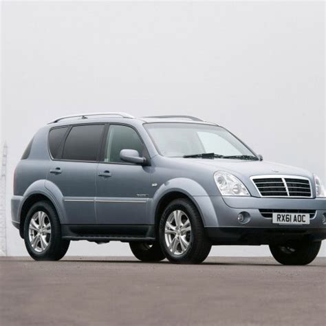 Mahindra Rexton SUV Review | Mahindra Rexton SUV Test Drive Report ...