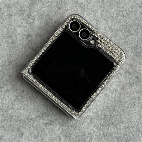 Samsung Galaxy Z Flip 7FE 3D Pink Flower Pearl Stone Cover