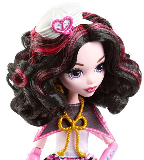 Monster High Shriekwrecked Nautical Ghouls Draculaura Doll: Buy Online ...