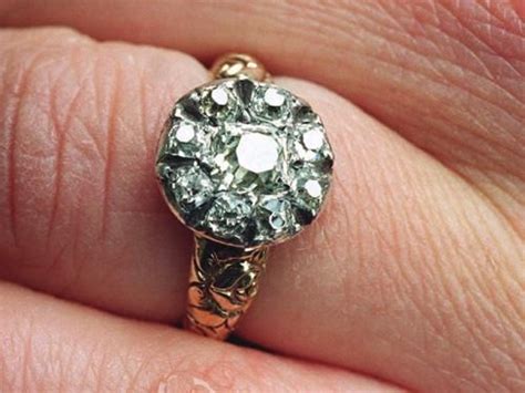 The Gentleman?s Guide to Buying a Diamond