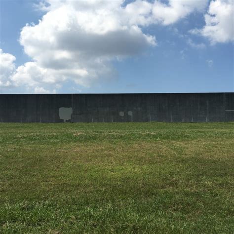 Sustainability - Topos Magazine