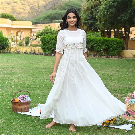 Moana White Round Neck Embroidered Cotton Dress for Women Online ...