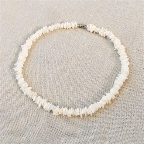 Vintage 90s White Puka Shell Necklace • Excellent... - Depop