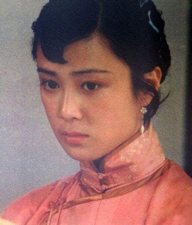 90版《封神榜》：女主傅艺伟穿太少，男主坦言不敢正眼看她__财经头条