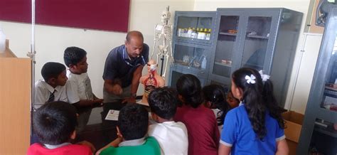 Seshadripuram English School
