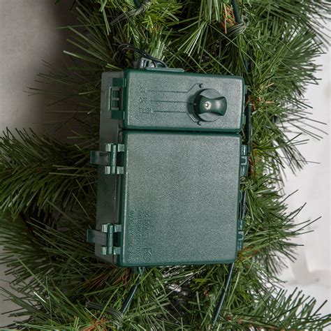 Battery Operated Wreaths | 24" & 36" Artisan Pine Wholesale | Autograph ...