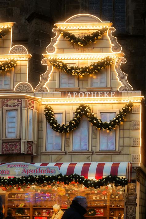 Christmas In Europe Wallpaper Photos, Download The BEST Free Christmas ...