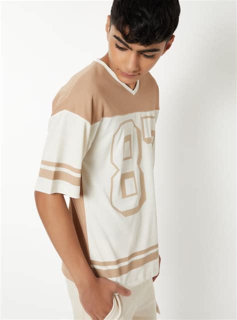 Buy Boys Printed Oversized T-shirt Online at just Rs. 399.0 ...