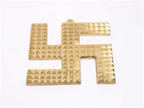 Brass Swastik Pyramid - 4 Inch – The Spiritual Living