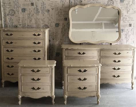 Fabulous Dixie French Provincial Furniture Bedroom Set! I purchased the ...