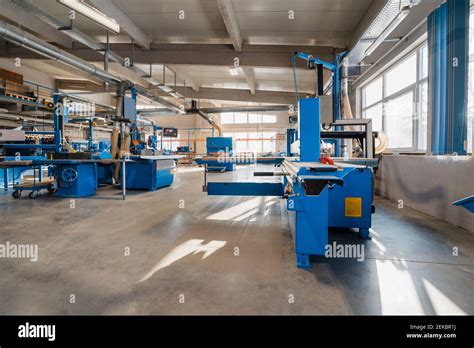 Manufacturing Industry 的图像结果