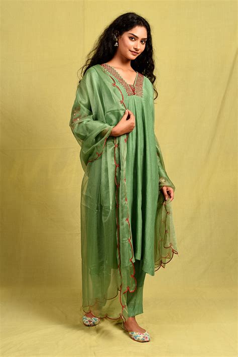 Ethnic Trends By Shaheen - Unique Ethnic & Contemporary Wear