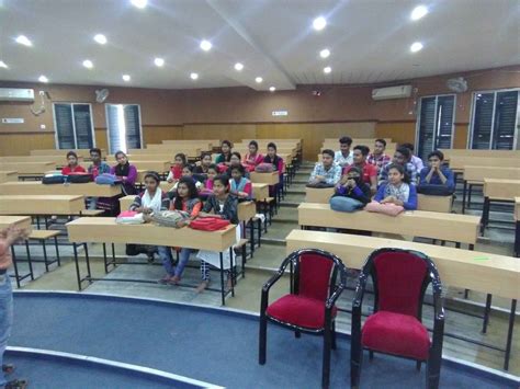 DEROZIO MEMORIAL COLLEGE