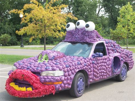 This is one funny-looking car! | Weird cars, Car humor, Art cars