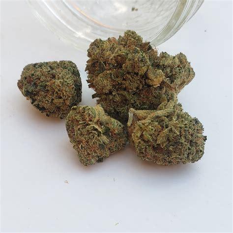 Canada Cannabis Review - Triple OG and Grape Punch — Hive