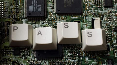 1 billion Yahoo accounts hacked: Steps you need to take right now ...