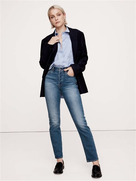 High-Rise Straight Jean | Banana Republic