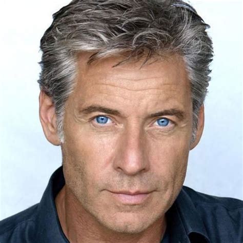 25 Hairstyles For Older Men To Look Younger – Hottest Haircuts